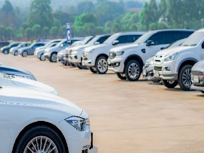 Elevate Your Ride: Al-Nitaq’s Chauffeur Service in Dubai